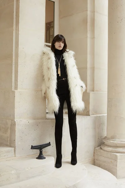 Look 52